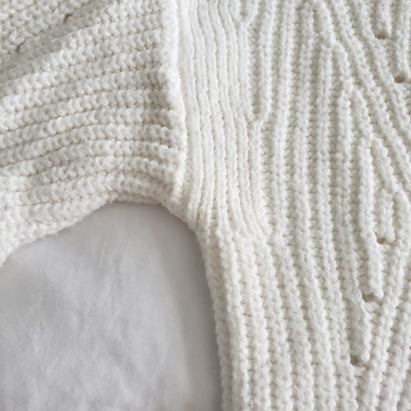 Abercrombie & Fitch mock neck knit sweater small white - Picture 4 of 7